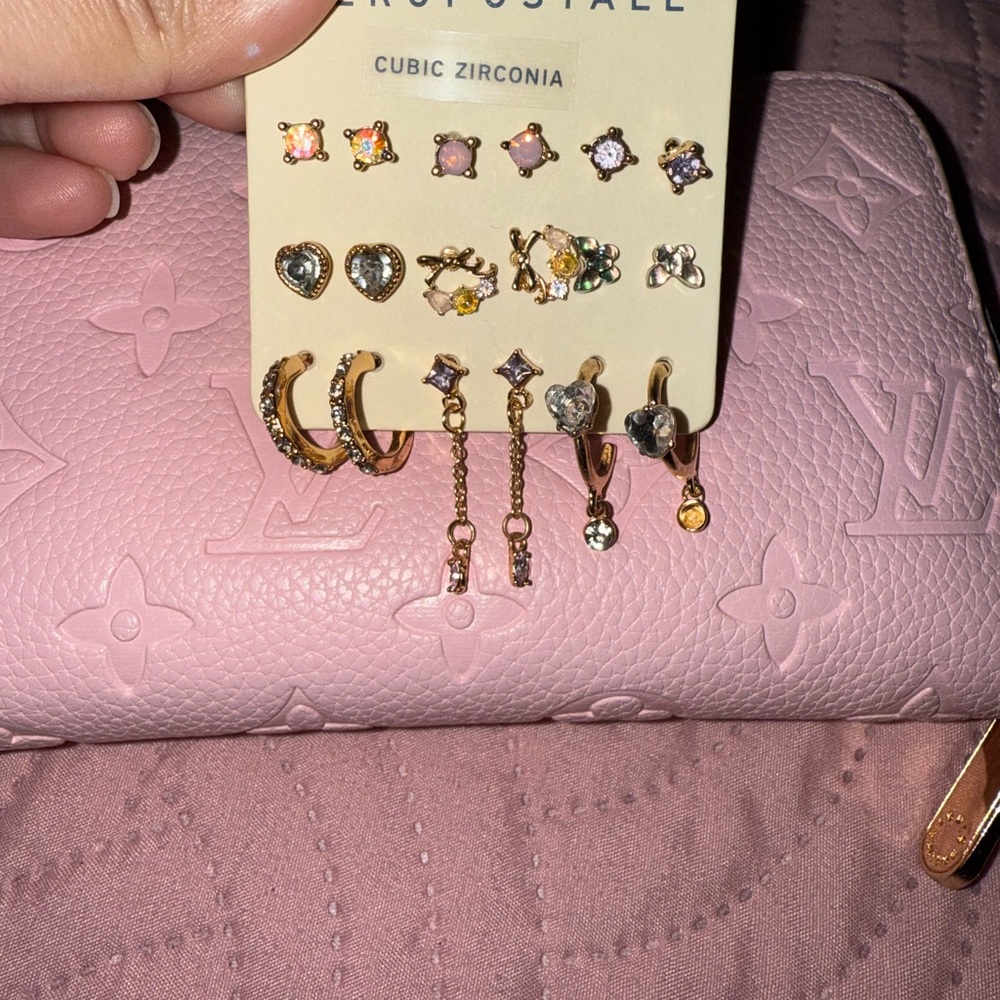 Aeropostale Gold and Pink Earring Set